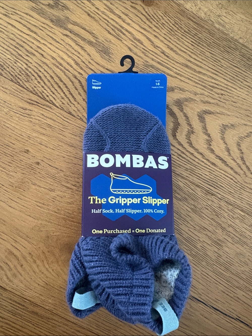 Brand new, Bombas The Gripper Slipper in Blue, size Youth 1-5